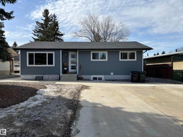 House for sale in Sherwood Park, Alberta