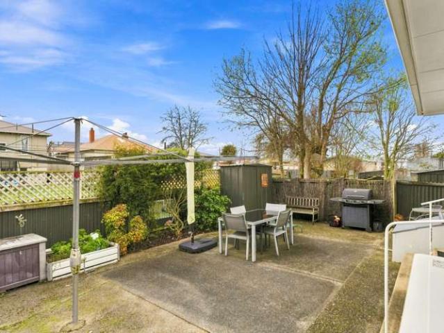 Townhouse for sale in Otakou