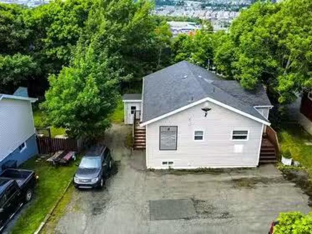House for sale in Mount Pearl
