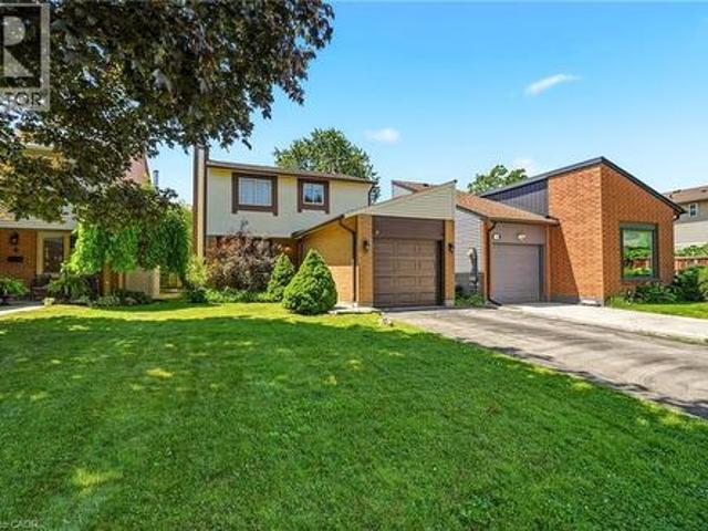 House for sale in Ancaster, Ontario