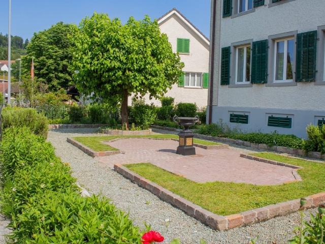 Mehrfamilienhaus kaufen in Baden, Aargau