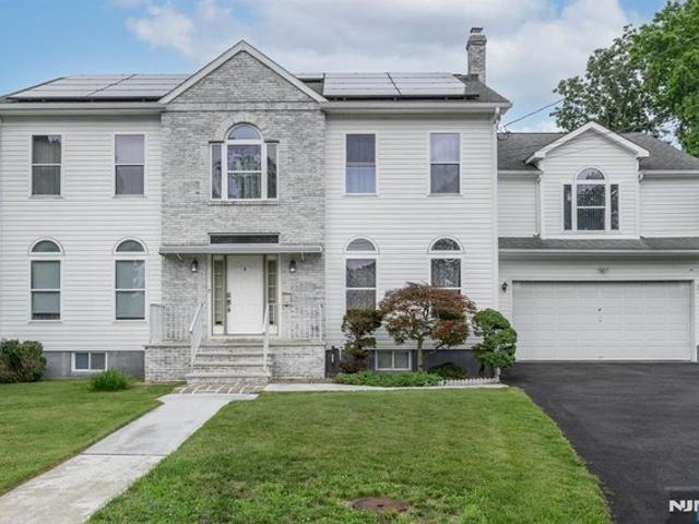House for sale in Passaic, New Jersey