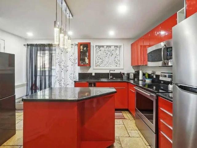 Apartment for rent in Longueuil, Quebec