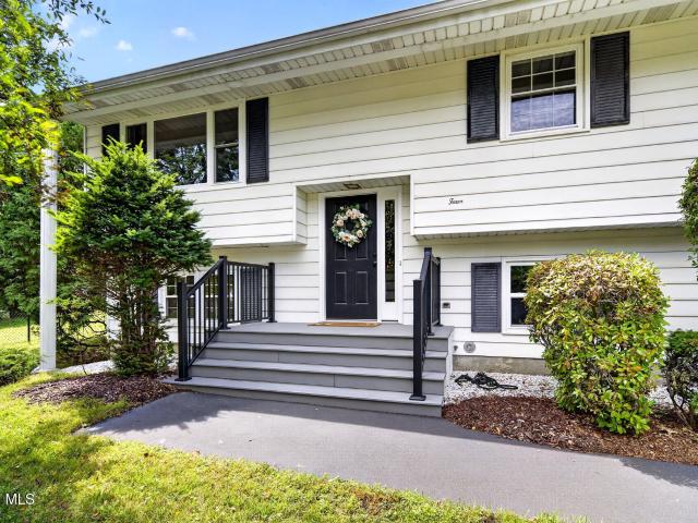 House for sale in Colonie, New York