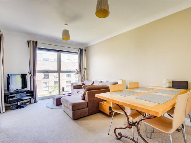 Apartment for rent in London Borough of Lambeth, Greater London