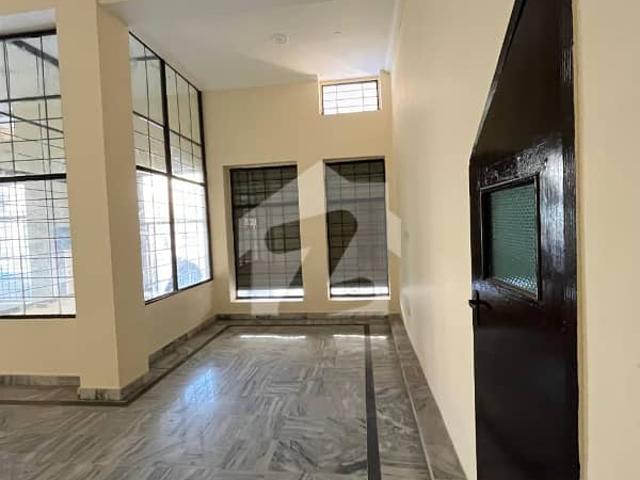 Building for sale in Rawalpindi, Islamabad Capital Territory