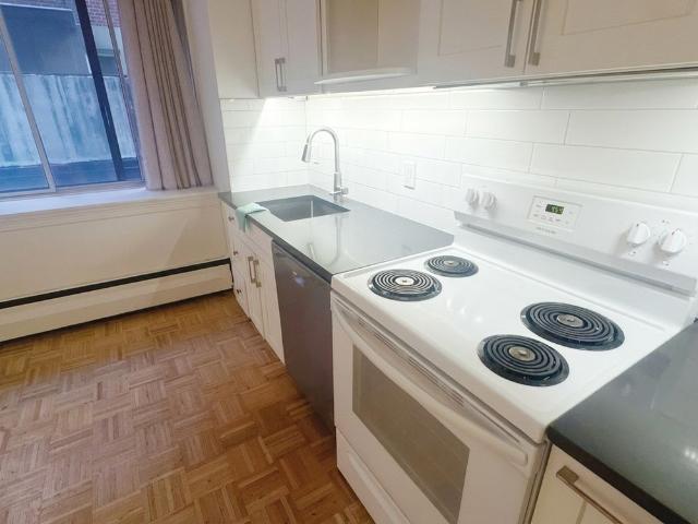 Apartment for rent in Côte-des-Neiges–Notre-Dame-de-Grâce, Montréal