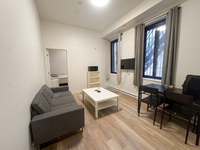 Apartment for rent in Ville-Marie, Montréal