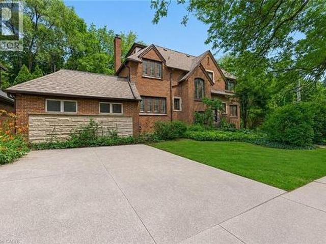 House for sale in Ancaster, Ontario
