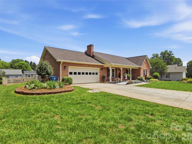 House for sale in Granite Falls, North Carolina