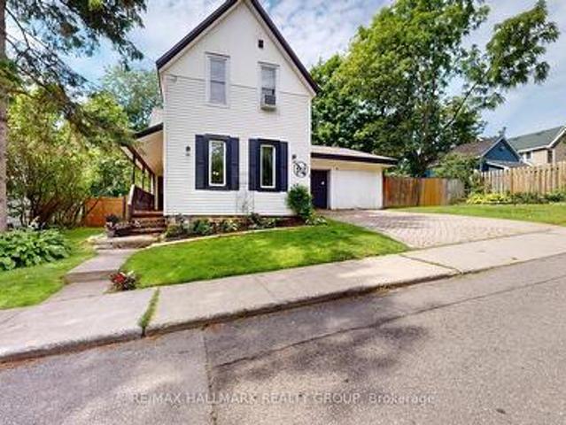 House for sale in Brockville, Ontario
