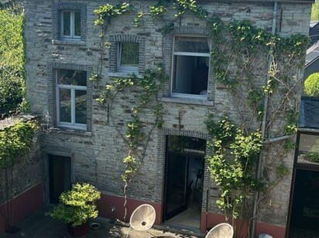 Maison location à Court-saint-étienne, Wallonie