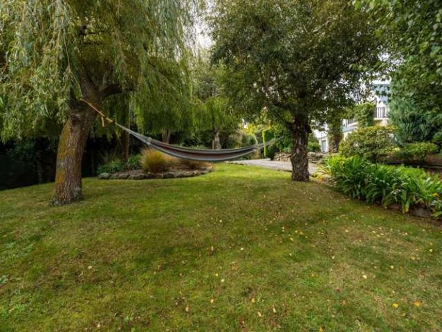 House for sale in Otakou