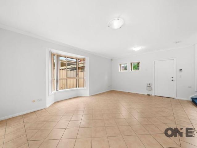 Townhouse for rent in Sydney, New South Wales