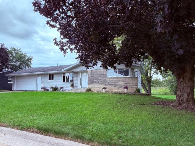 House for sale in Morrison, Whiteside County