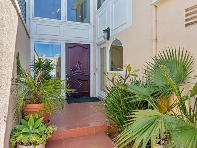 Townhouse for sale in Coronado, California