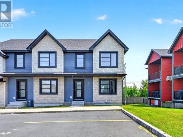 House for sale in Mount Pearl, Newfoundland And Labrador
