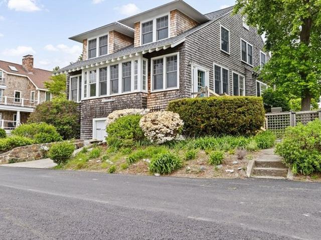 House for sale in Hull, Massachusetts