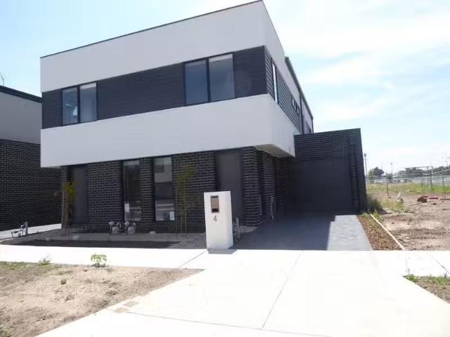 Condo for rent in Camerons Creek, Victoria