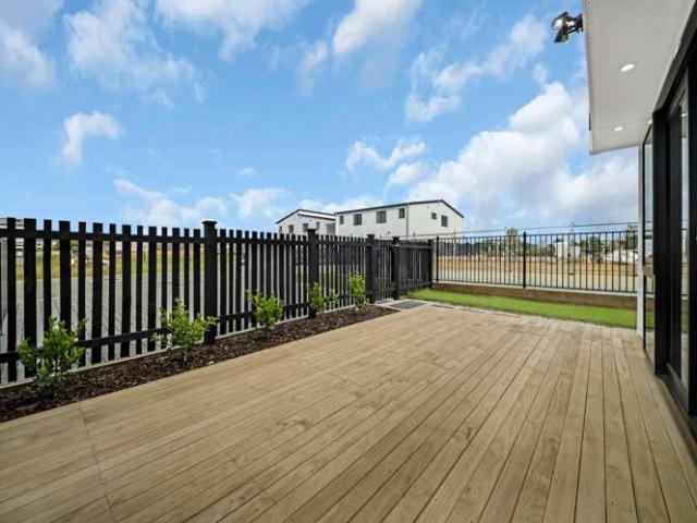 House for sale in Awhitu, Oroua County