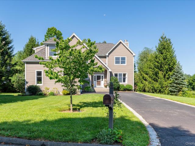 House for sale in Shenorock, Town of Somers