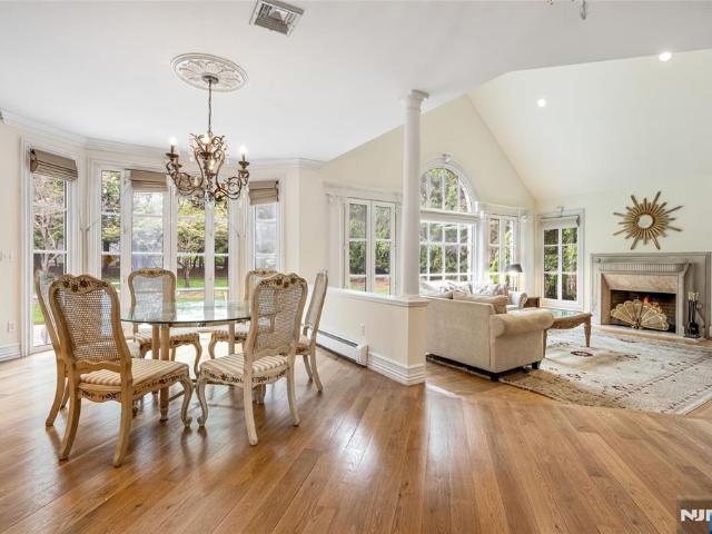 House for sale in Mahwah, New Jersey