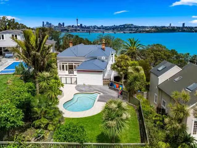 House for sale in Wairau Valley