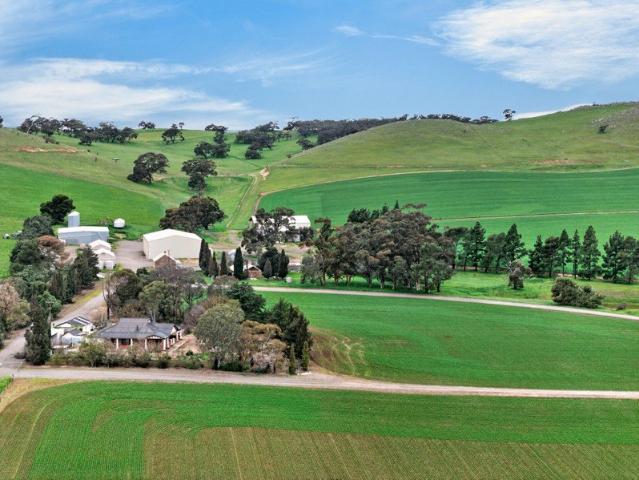 Acreage for sale in Saddleworth, South Australia