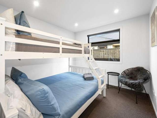House for sale in Chaslands, Canterbury