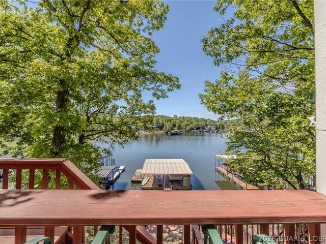House for sale in Sunrise Beach, Camden County
