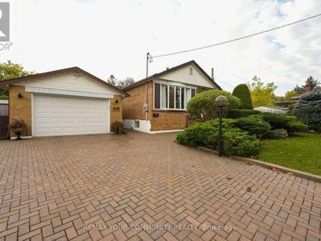House for sale in Scarborough Centre, Toronto