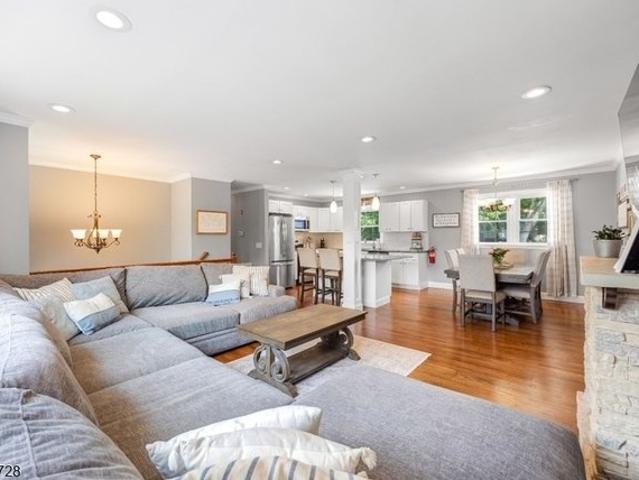 House for sale in Parsippany, New Jersey