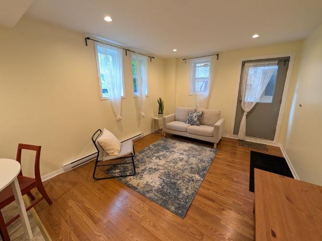 Apartment for rent in Côte-des-Neiges–Notre-Dame-de-Grâce, Montréal