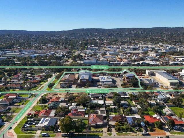 Warehouse for rent in Midvale, Western Australia