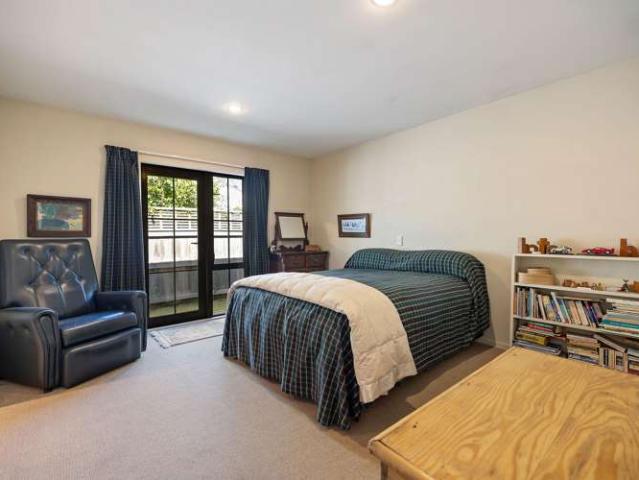 House for sale in Otakou