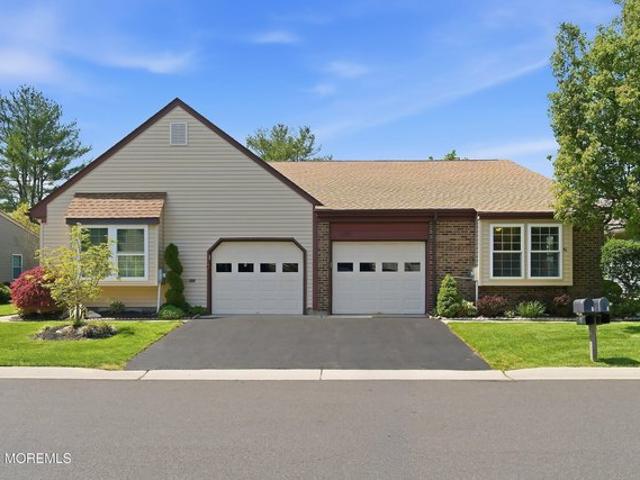 Condo for sale in Cedar Knolls, New Jersey