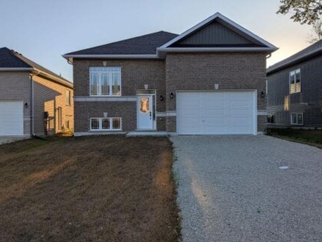 House for sale in Wasaga Beach, Ontario