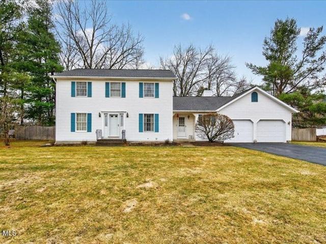 House for sale in Guilderland, New York