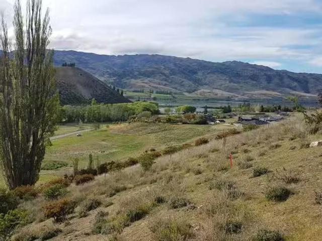 House for sale in Otakou