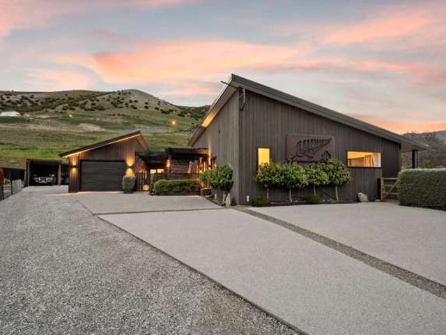 Land for sale in Otakou