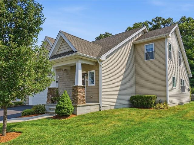 Condo for sale in Smithfield, Rhode Island