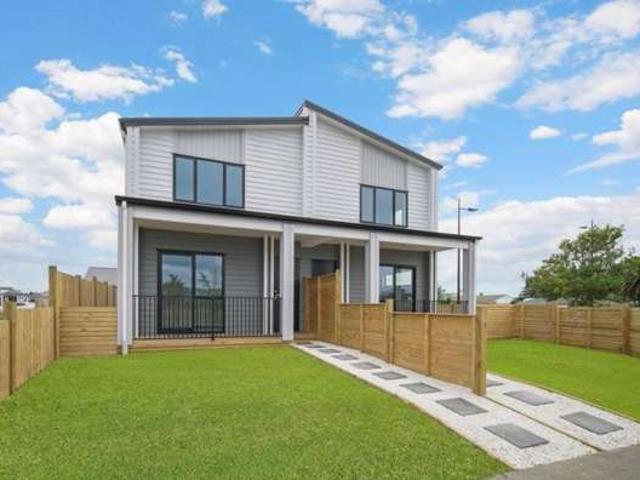 House for sale in Awhitu