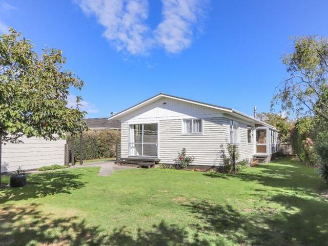 Apartment for rent in Inglewood, New Plymouth District