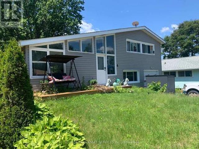 House for sale in Renfrew, Ontario