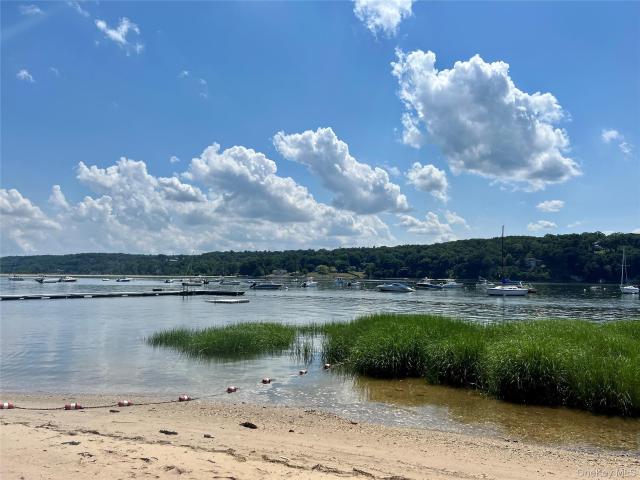House for sale in Huntington, New York