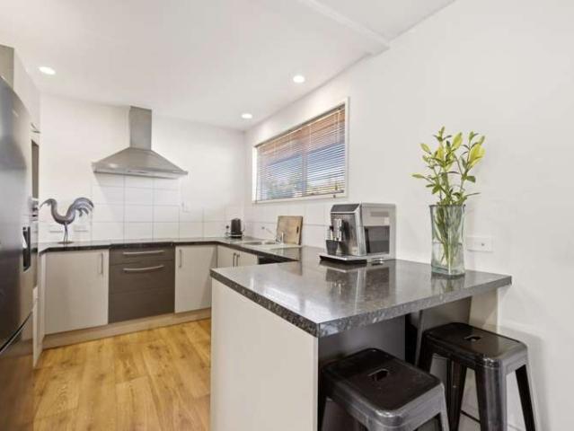 House for sale in Chaslands, Canterbury