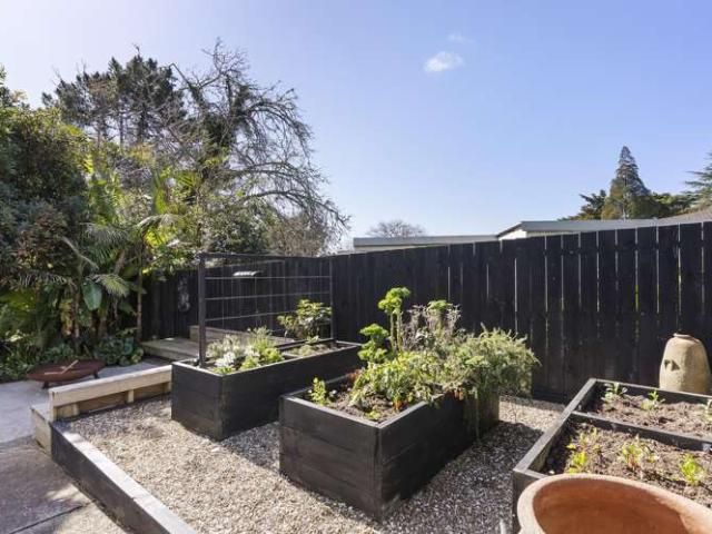House for sale in Oratia, Oroua County