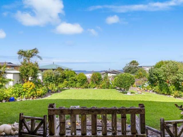 House for sale in Snells Beach