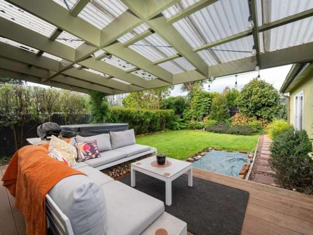 House for sale in Te Awanga