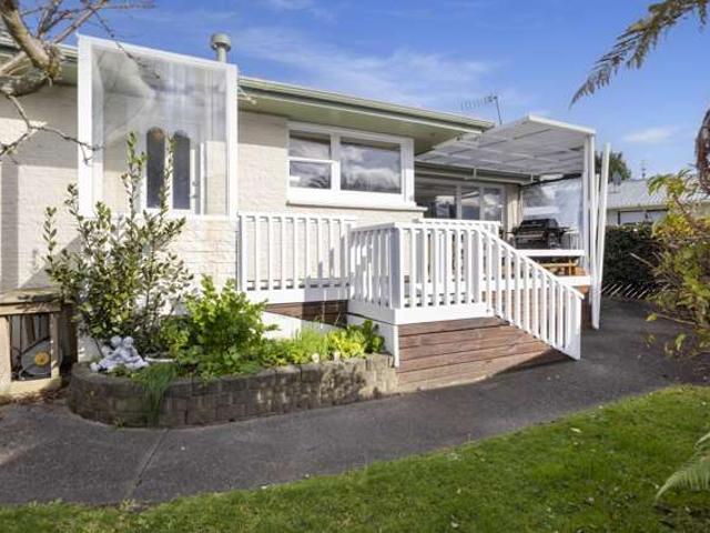 House for sale in Omokoroa, Bay Of Plenty